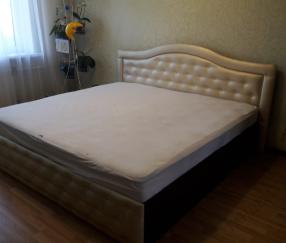 кровати спальни