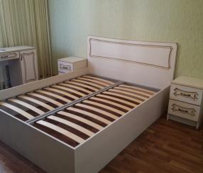 кровати спальни